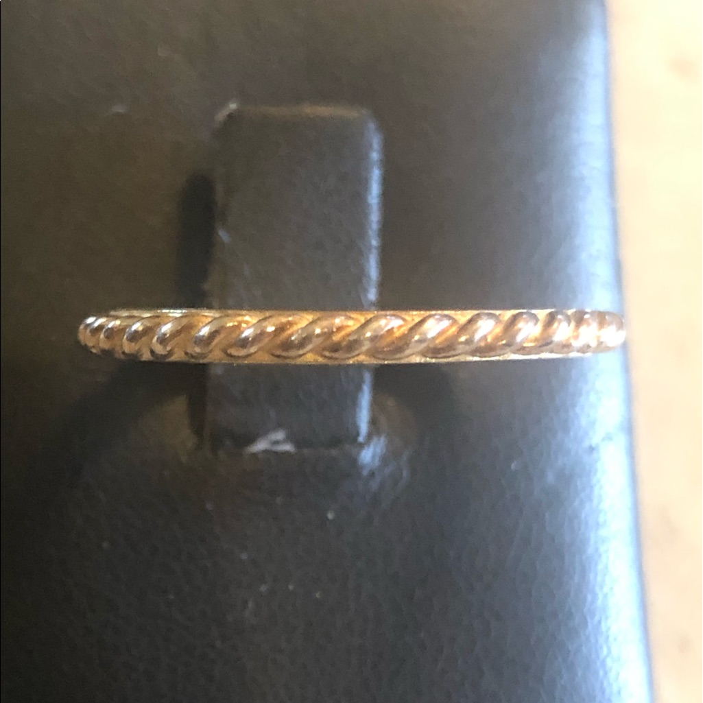 Silpada Swirl Stackable Ring